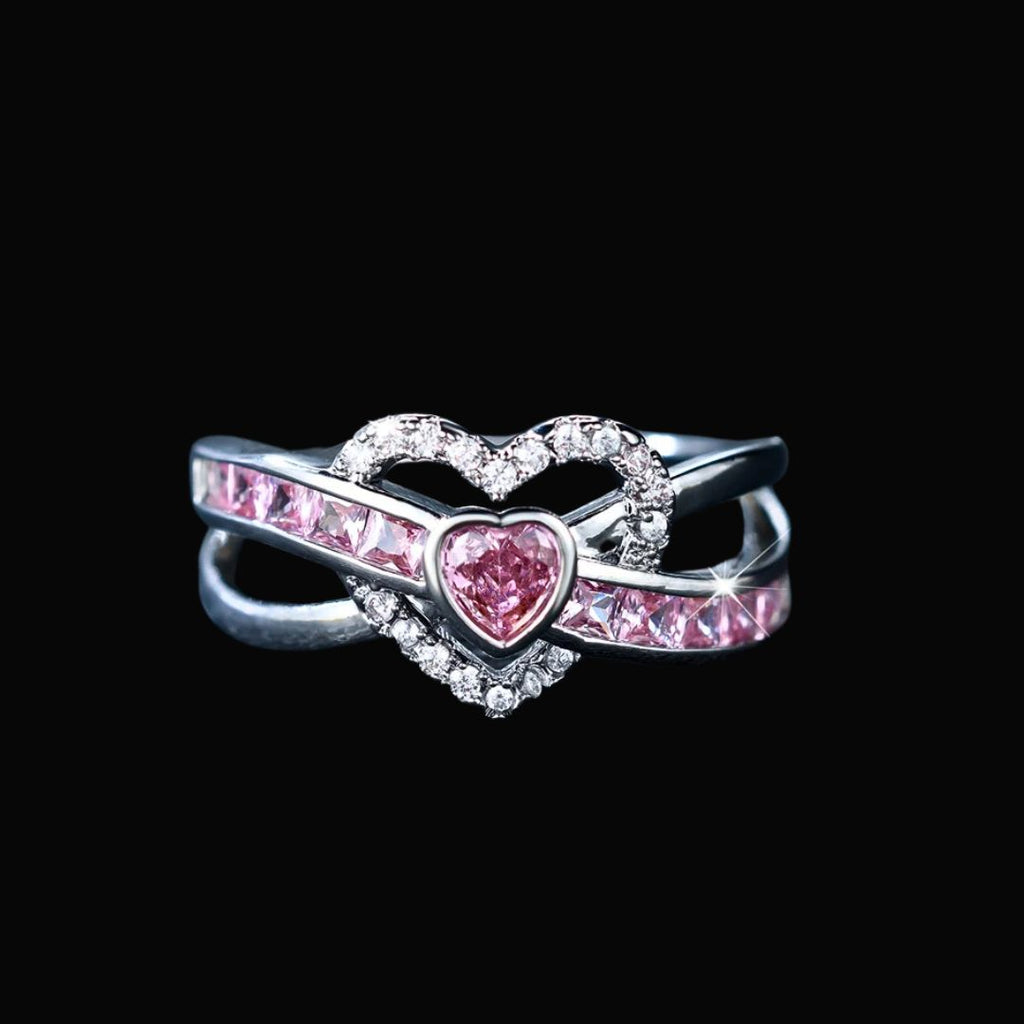 The Heart of Vör - Norse Women's Ring - Alternative Angle | Epic Loot Shop