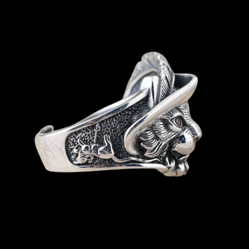 Norse Feline Guardian Ring - Viking Ring - Alternative Angle | Epic Loot Shop