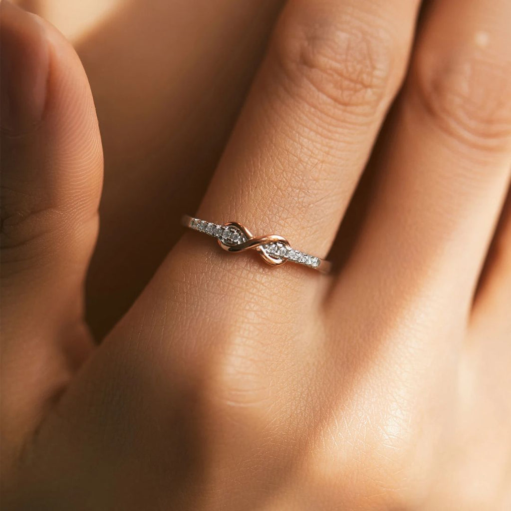 Endless Knot Ring - Norse Women's Ring - Alternative Angle | Epic Loot Shop