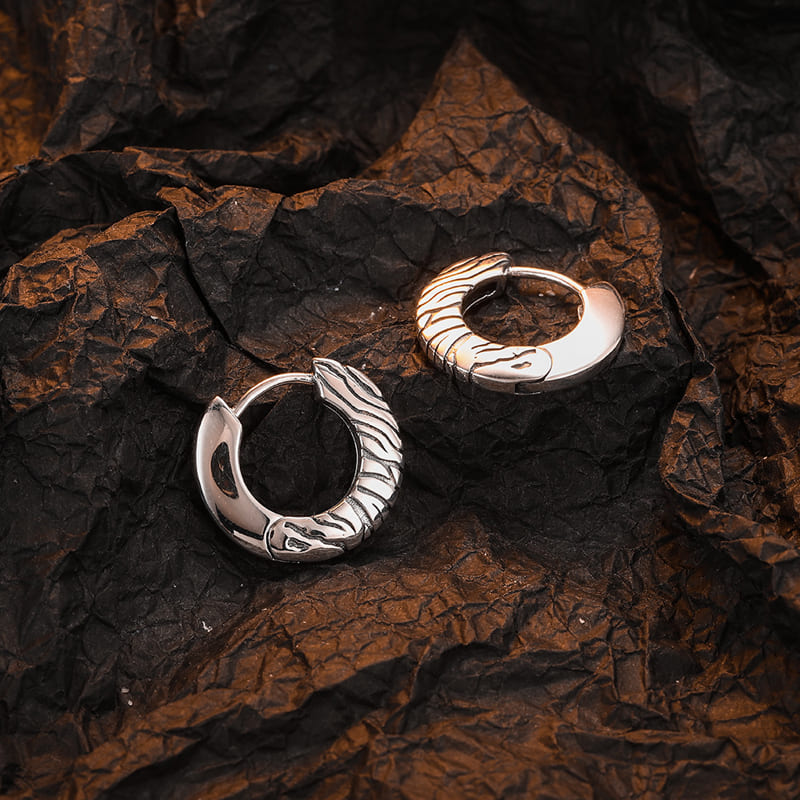 Vintage Nordic Style Viking Earrings - Viking Jewelry For Men - Close-up | Epic Loot Shop