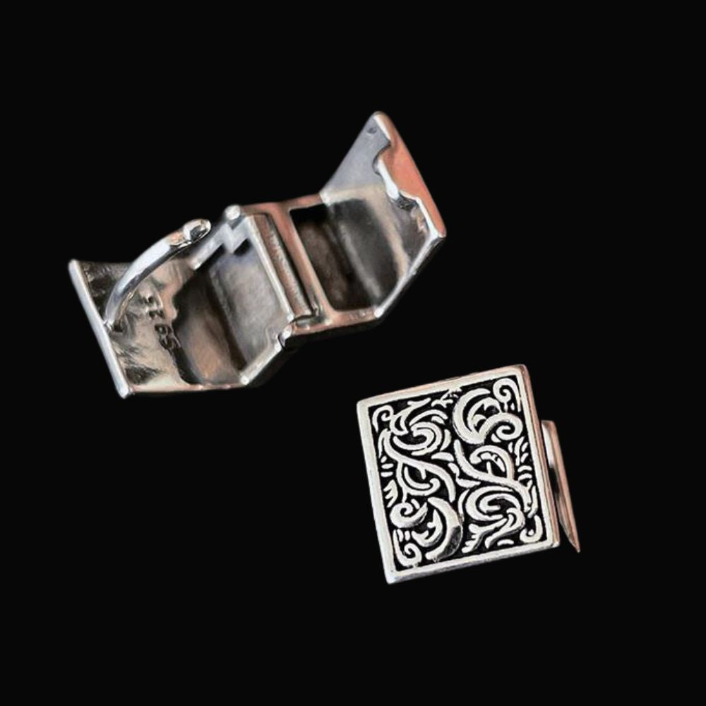 925 Silver Vintage Nordic Style Viking Earrings - Viking Jewelry For Men - Close-up | Epic Loot Shop