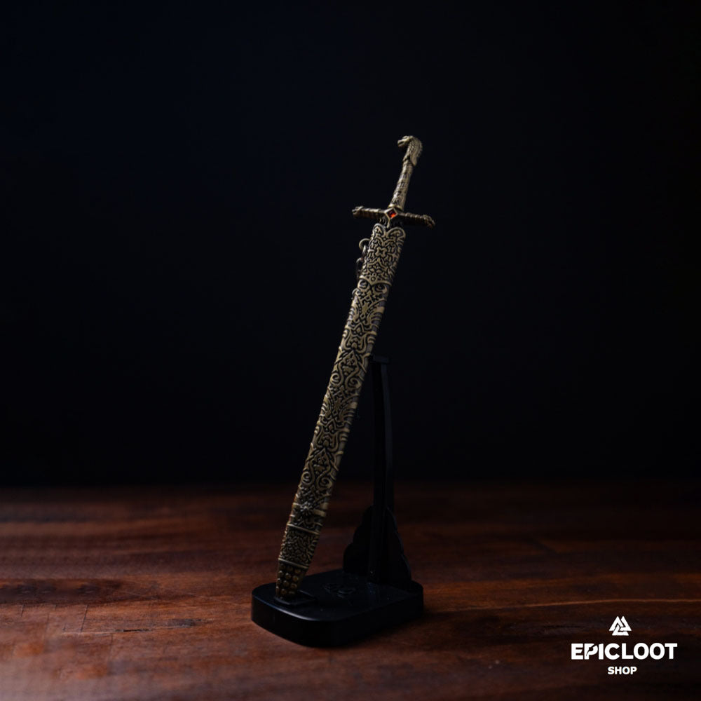 Valiant Guardian's Blade: Echoes of Honor