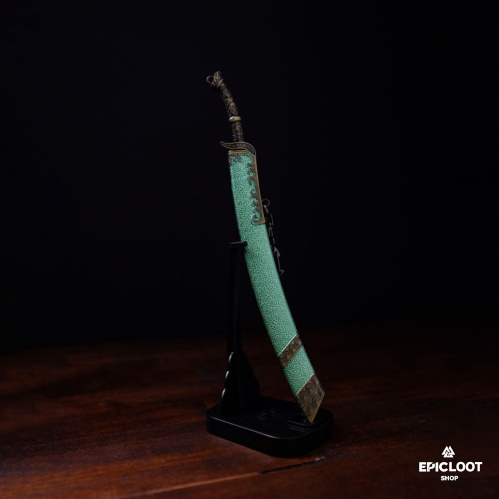 Warrior's Frost Edge Blade: Essence of Valor