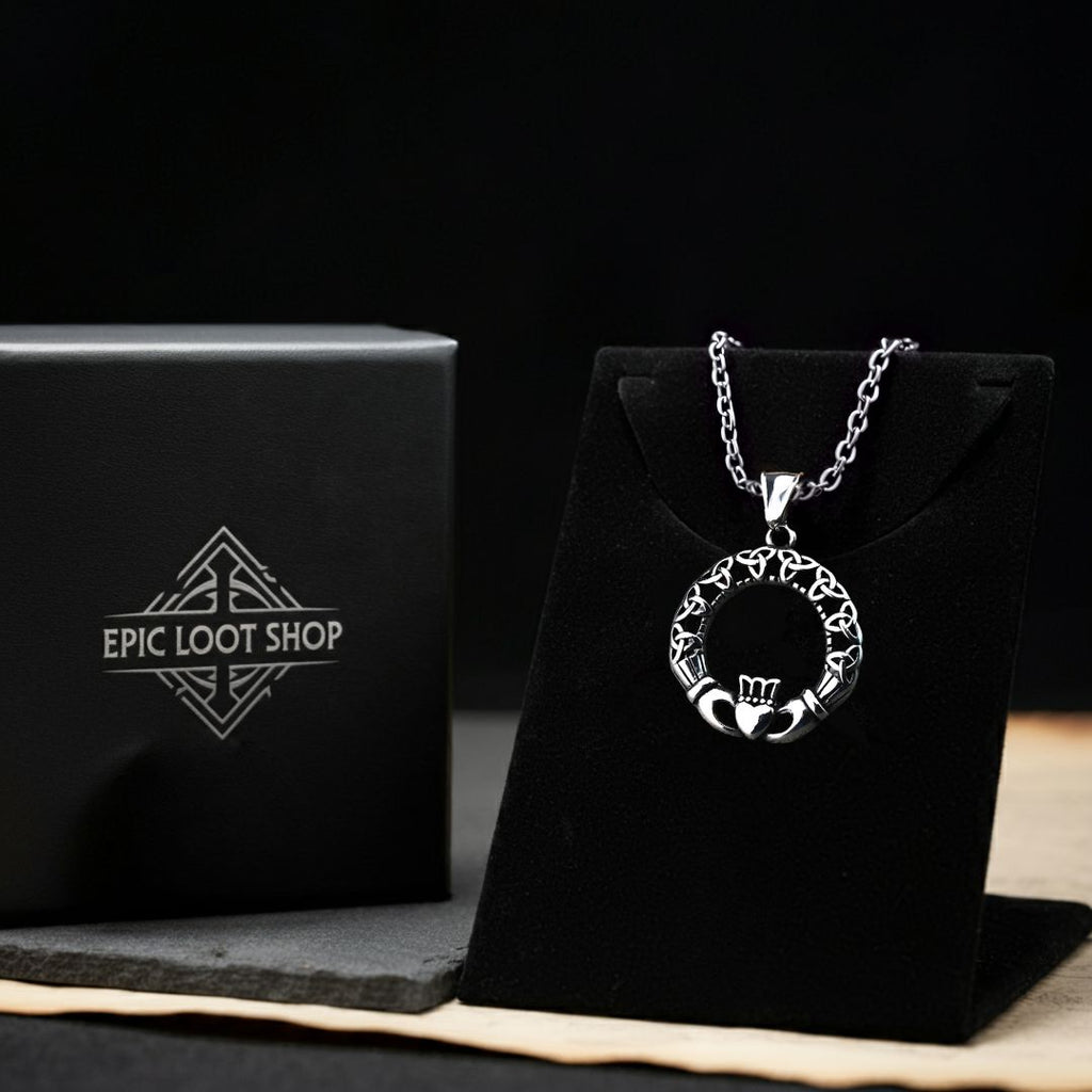 Nordic Love Knot Pendant