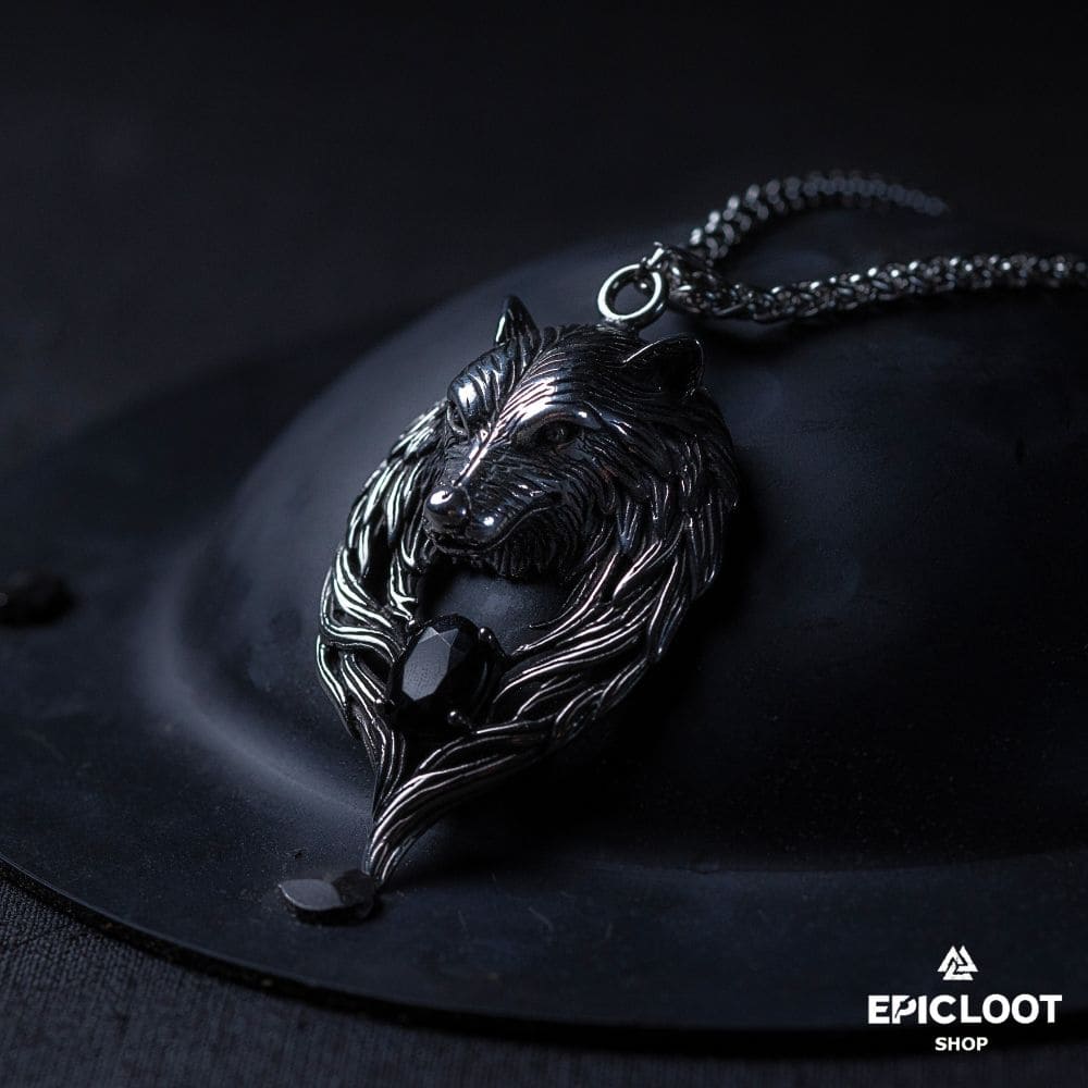 Nordic Wolf Fenrir Hold Black Gemstone Necklace