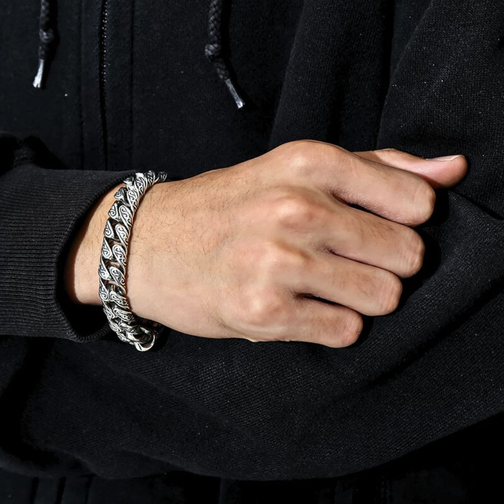 Tang Grass Pattern Bracelet