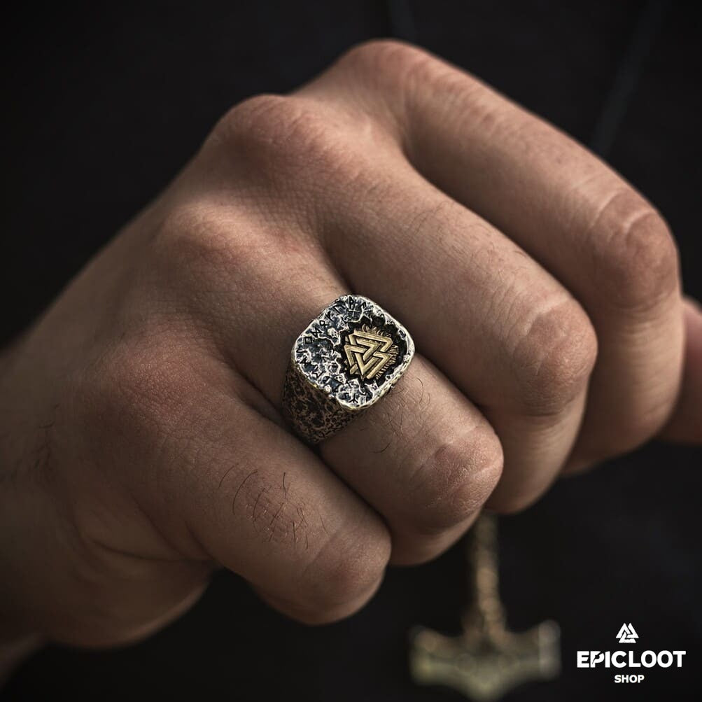 925 Sterling Silver Antique Valknut Ring