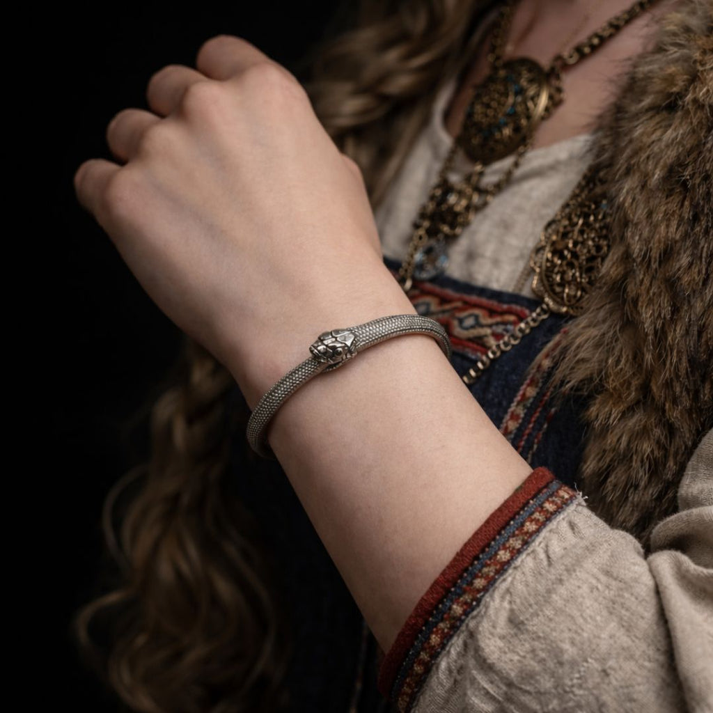 Eternal Coil Bracelet - Norse Women's Bracelet - Detailed View | Epic Loot Shop
