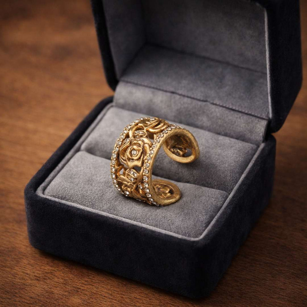 Freyja’s Gilded Bloom - Norse Women's Ring - Close-up | Epic Loot Shop