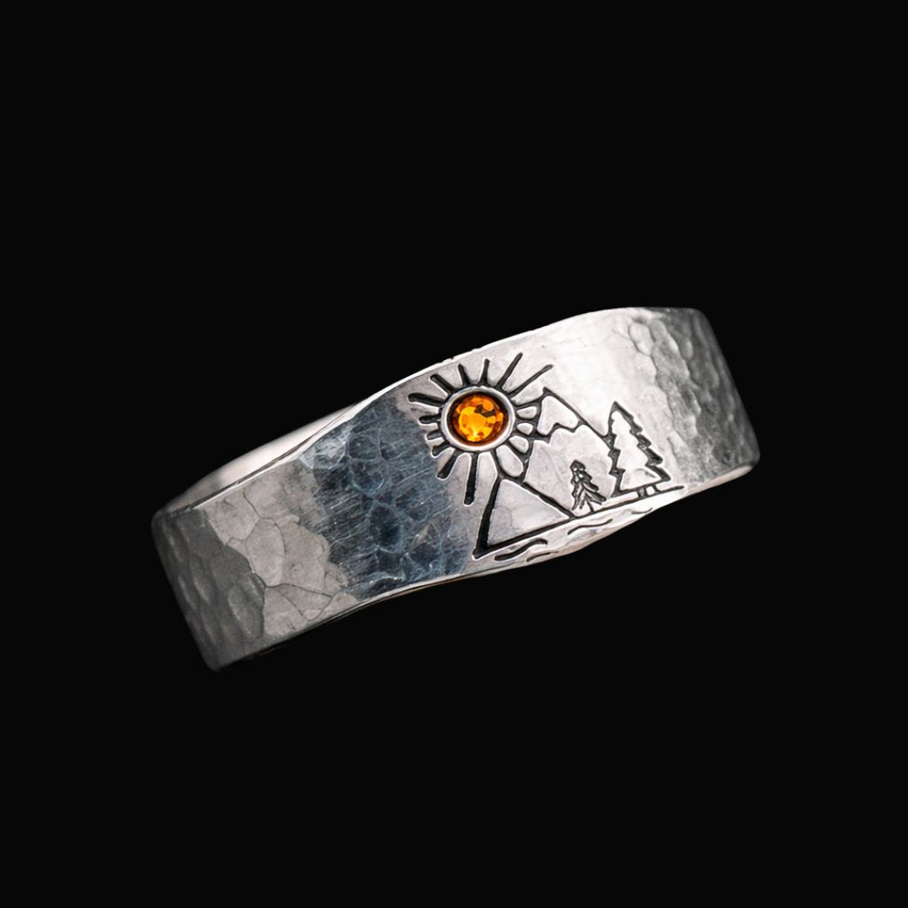 Last Light Trail Ring - Norse Women's Ring - Detailed View | Epic Loot Shop