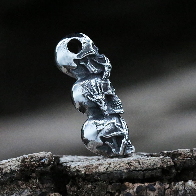 Triple Threat: The Triple Skull Stainless Necklace - Viking Necklace - Close-up | Epic Loot Shop