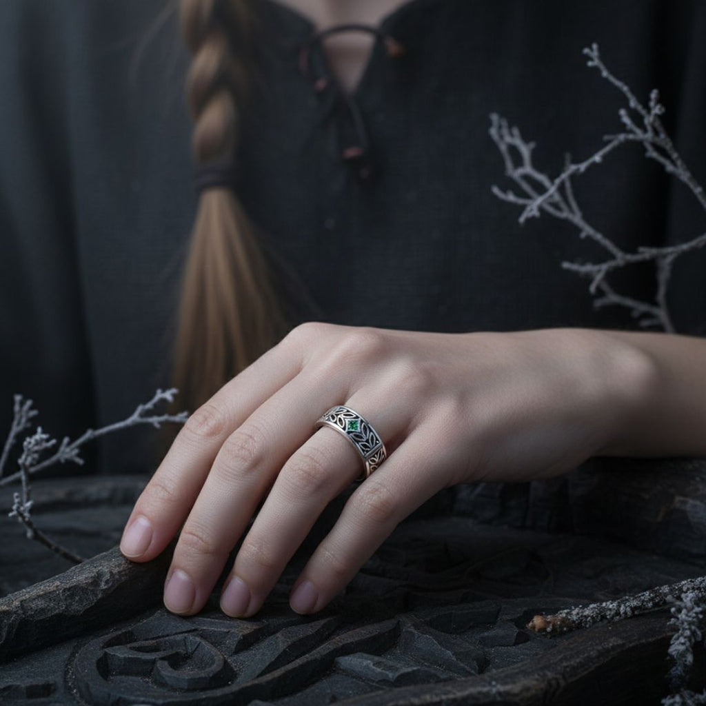 Verdant Knot Ring - Norse Women's Ring - Alternative Angle | Epic Loot Shop