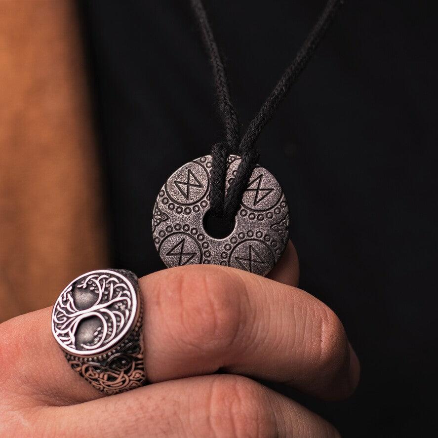 Dagaz Rune Pendant Neckalce