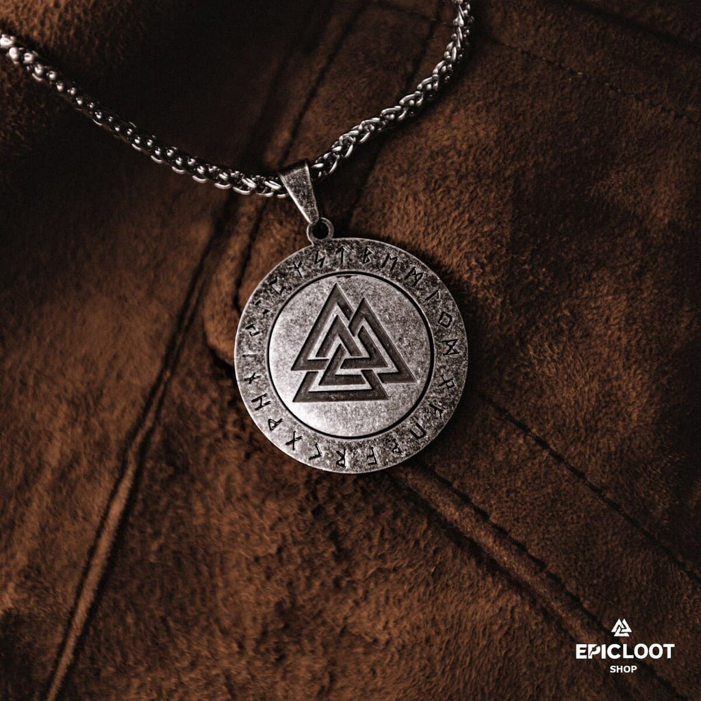 Nordic Symbol Valknut Rotating Pendnat Necklace