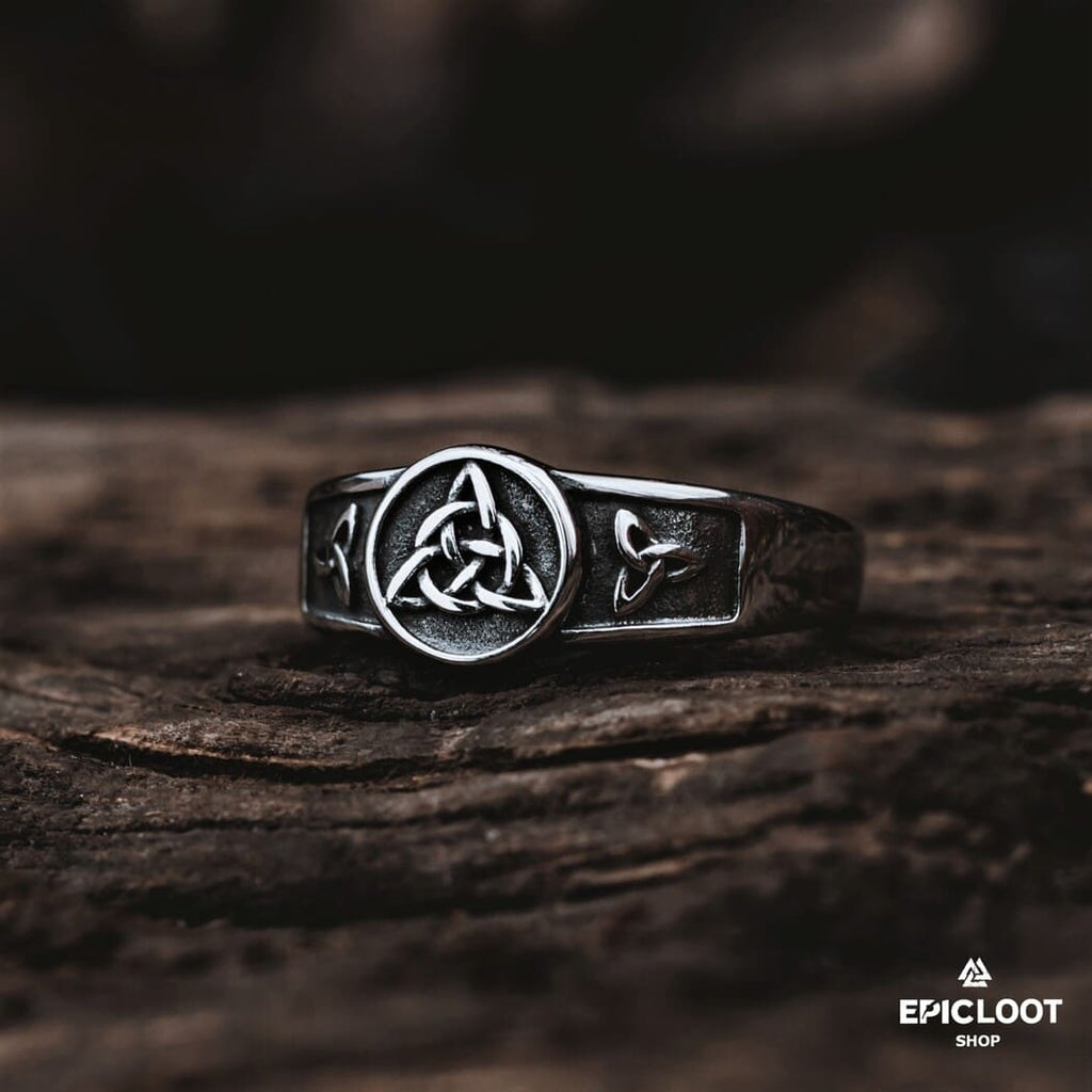 The Celtic Trinity Knot Ring