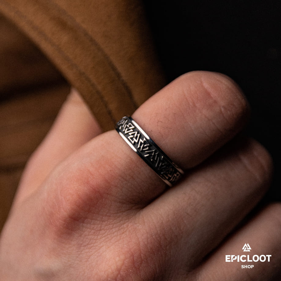 Nordic Ring Valknut Symbol