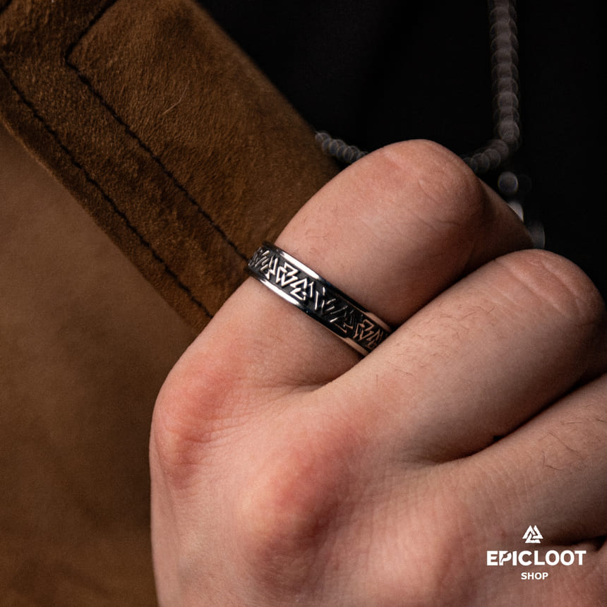 Nordic Ring Valknut Symbol