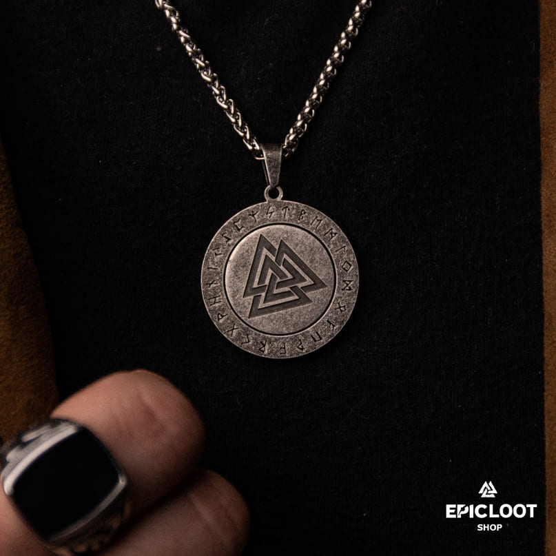 Nordic Symbol Valknut Rotating Pendnat Necklace