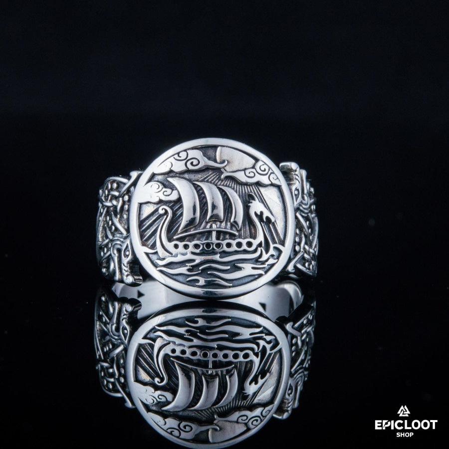925 silver Drakkar Long ship Ring Wolf Design
