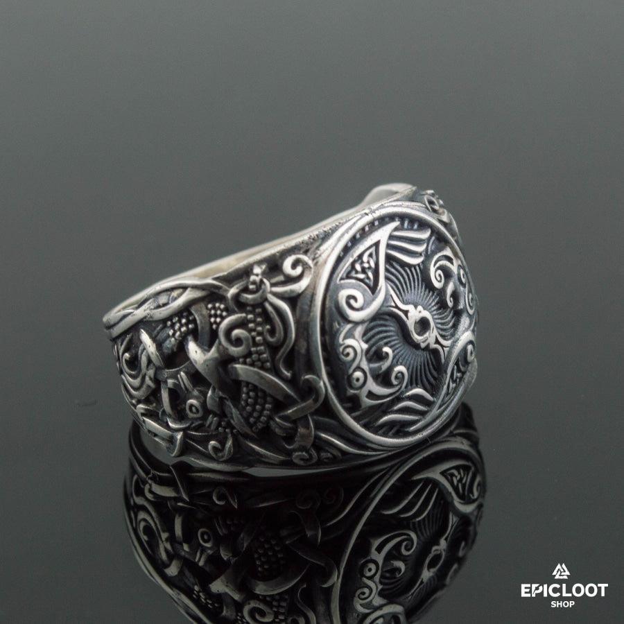 925 silver Raven Ring with Mammen Carving