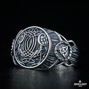 Anello con simbolo del corvo in argento 925