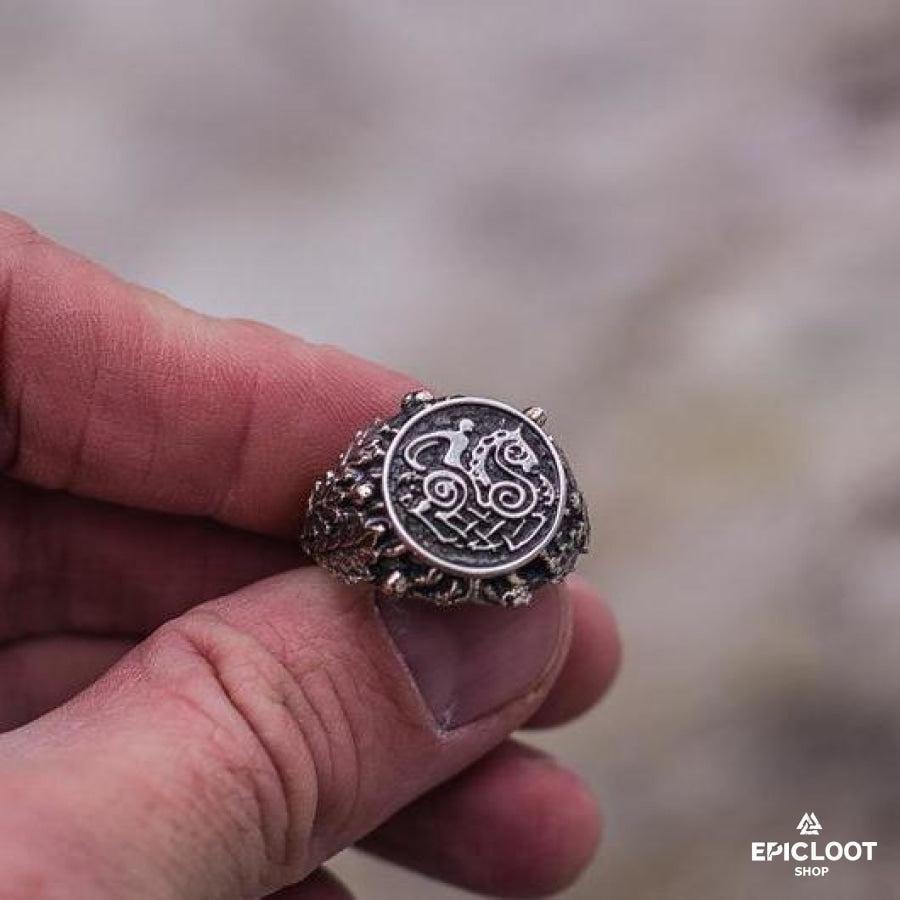 925 Silver Sleipnir Ring with Oak Leaves