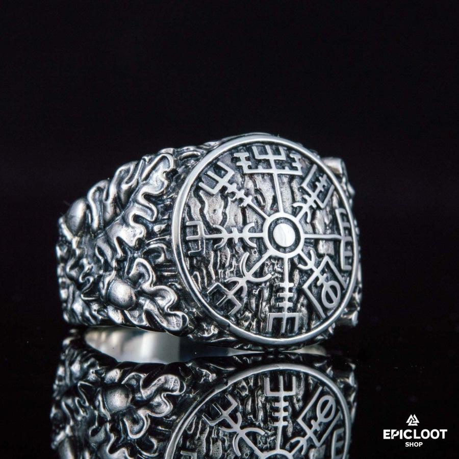 925 silver Vegvisir Symbol with Oak Leaves and Acorns
