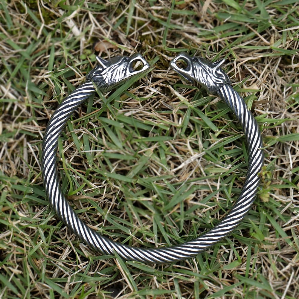Geri and Freki Wolves Viking Bracelet