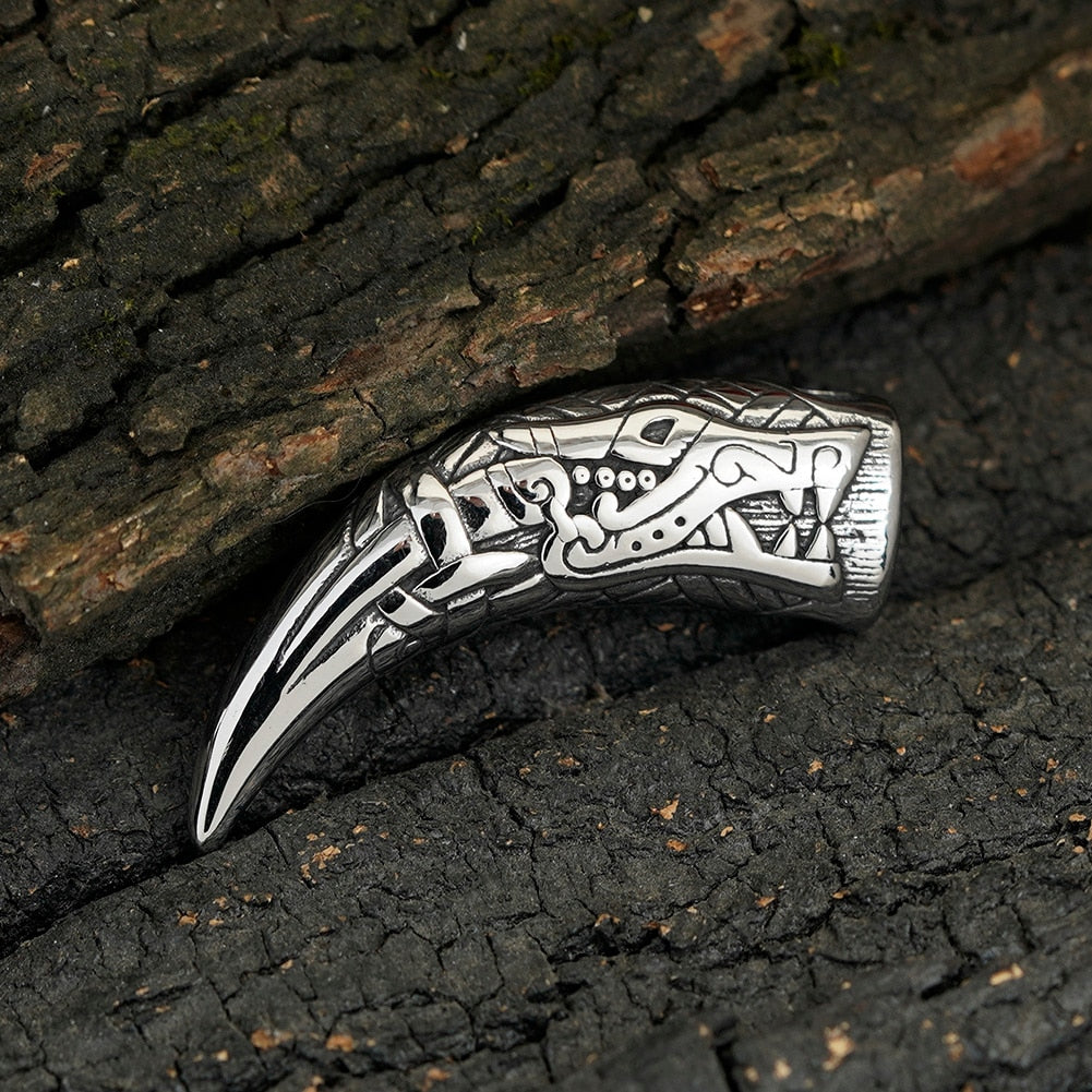 Viking Fenrir Horn Neckalce - Viking Necklace - Detailed View | Epic Loot Shop