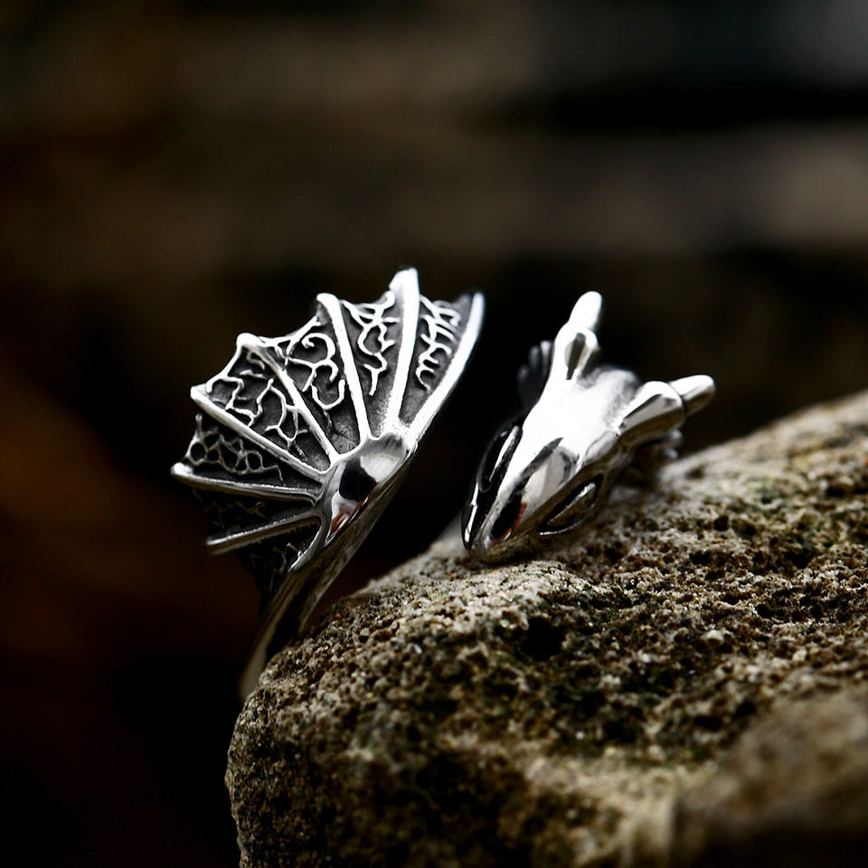 The Flying Dragon Ring