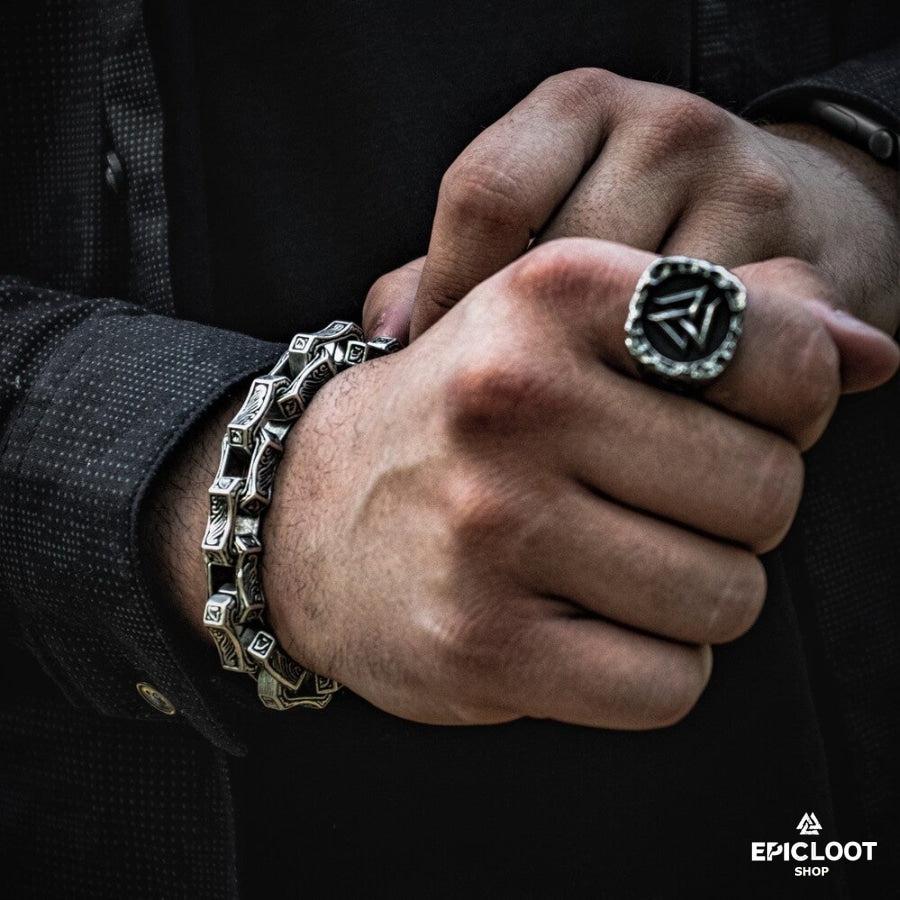 Antique Design Massive Bracelet