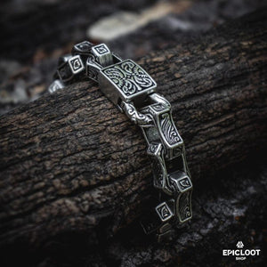Massives Armband im Antik-Design