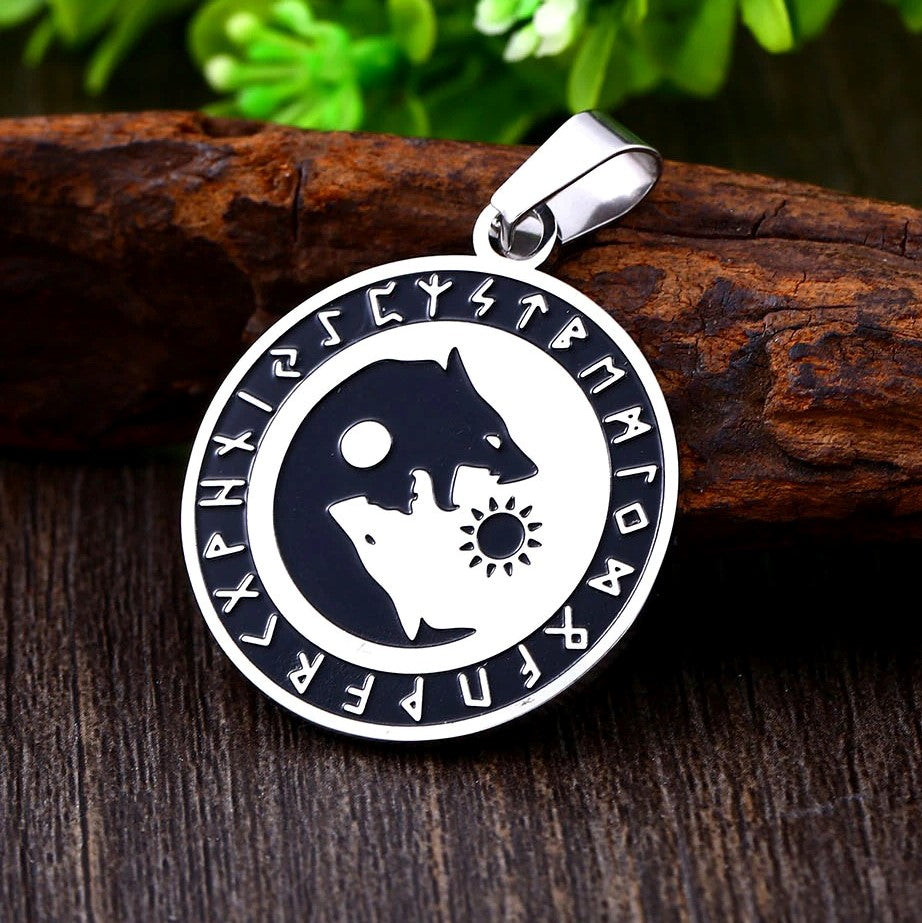 Hati wolf chase the sun pendant