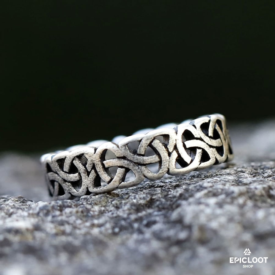 Celtic Trinity Knot Nordic Ring