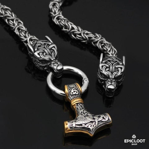 King chain with Decorated wolves