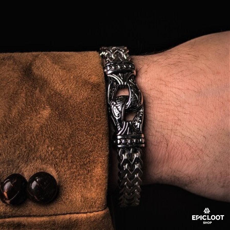 Never give up man bracelet