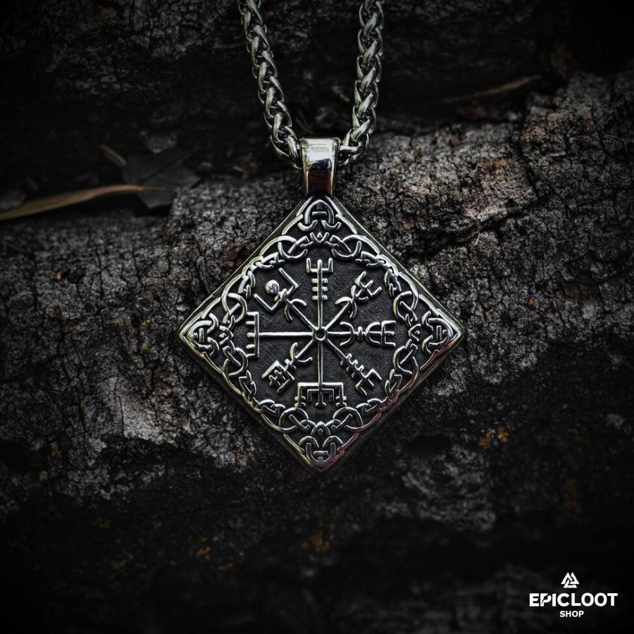 Nordic Vegvisir Necklace