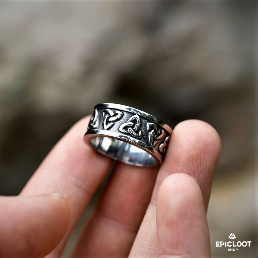 Trinity Knot Nordic Ring