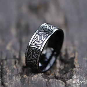 Anello Nodo della Trinità in Stile Nordico