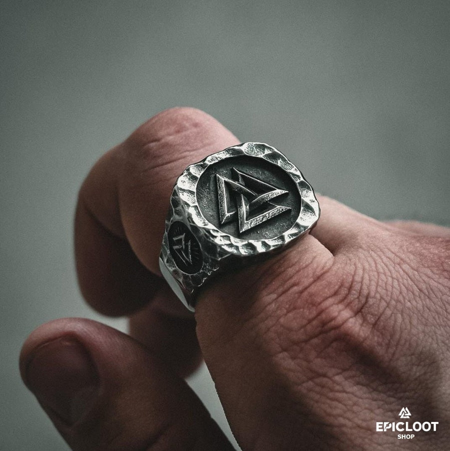 Valknut Ring
