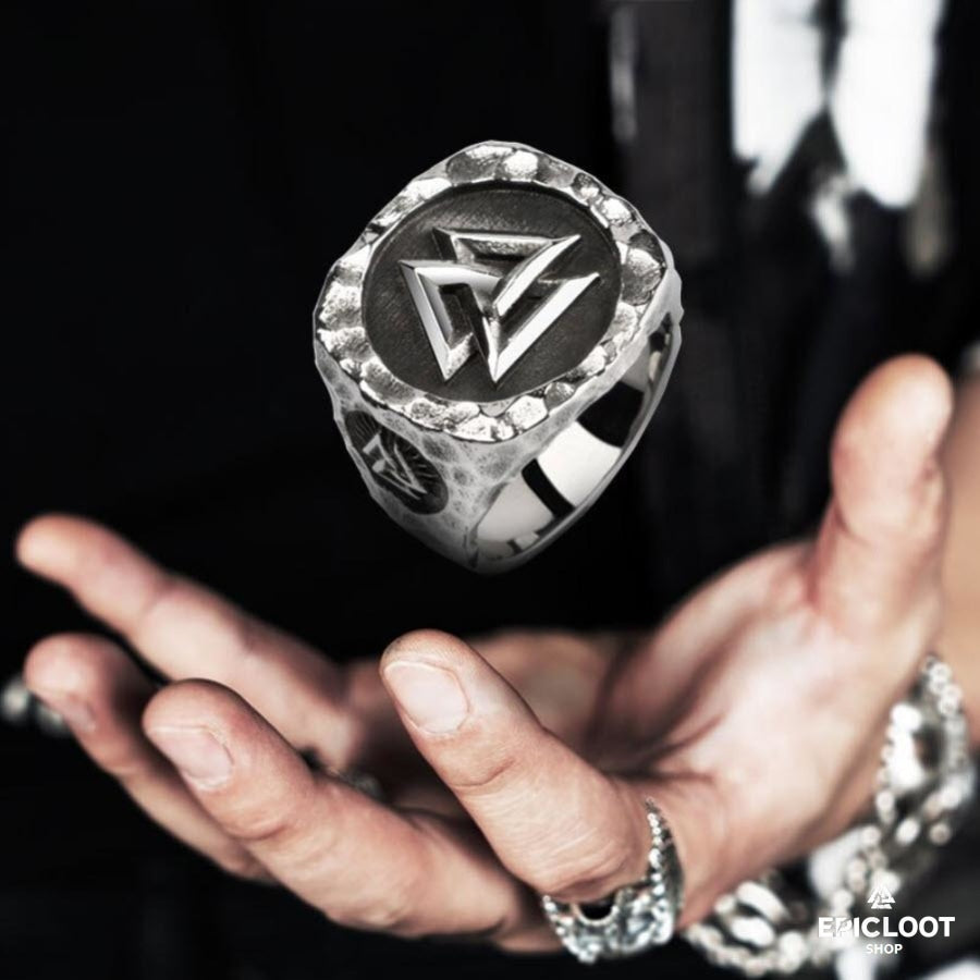 Valknut Ring