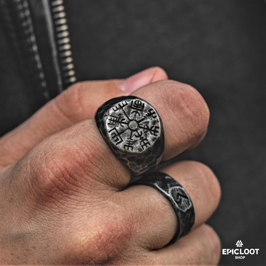 Vegvisir Ring Antique Style