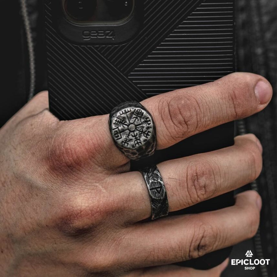 Vegvisir Ring Antique Style