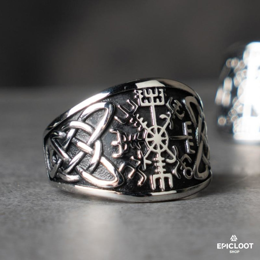 Vegvisir Ring Nordic Carvings