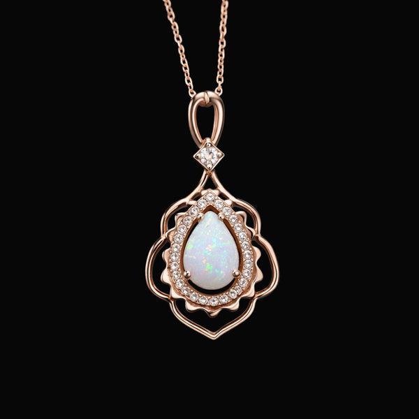 Tear of the Tides Pendant - Viking Necklace - Close-up | Epic Loot Shop