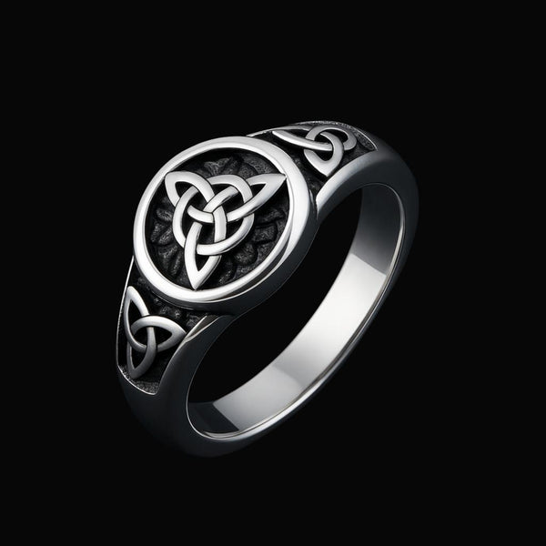 Trinity of Balance - Norse Women's Ring - Close-up | Epic Loot Shop