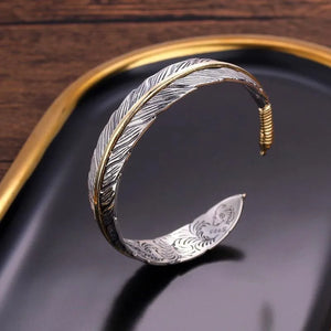 Bracciale Piumato | Simbolo di Lungimiranza e Saggezza