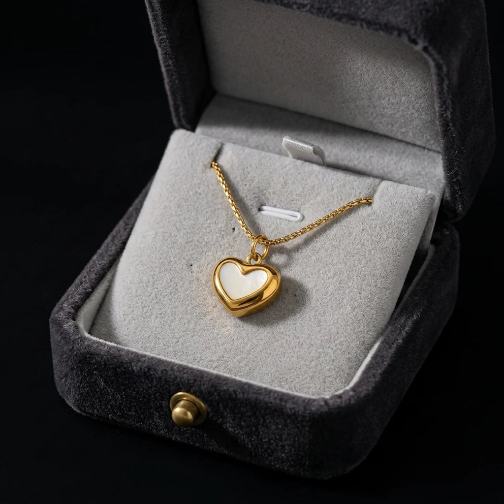 TIDAL SHELL NECKLACE