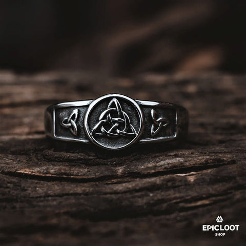 The Celtic Trinity Knot Ring