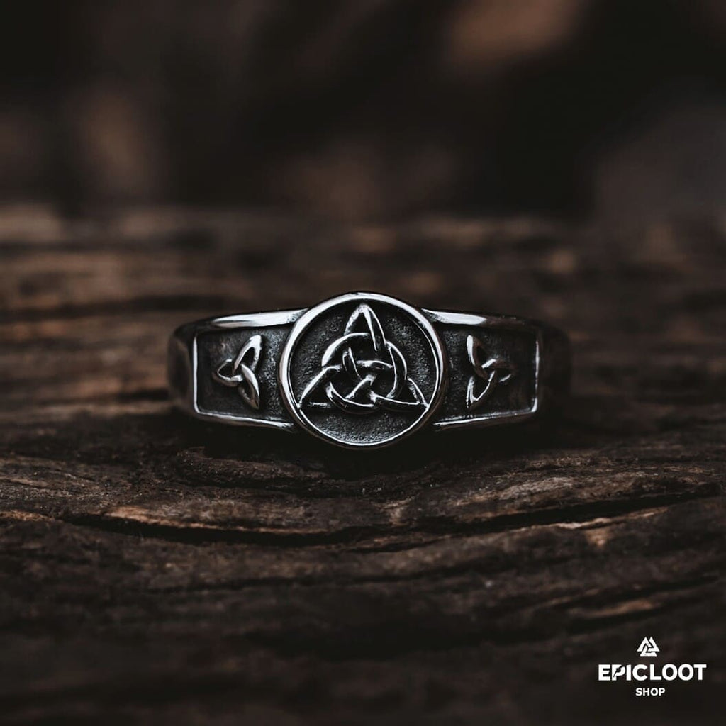 The Celtic Trinity Knot Ring
